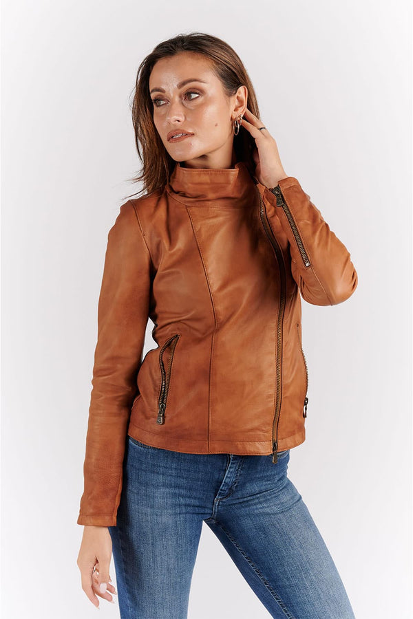 Sally Bis Vintage donna Barone firenze